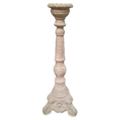 Colonne en forme de pic cierge