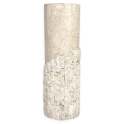 Colonne en marqueterie de pierre