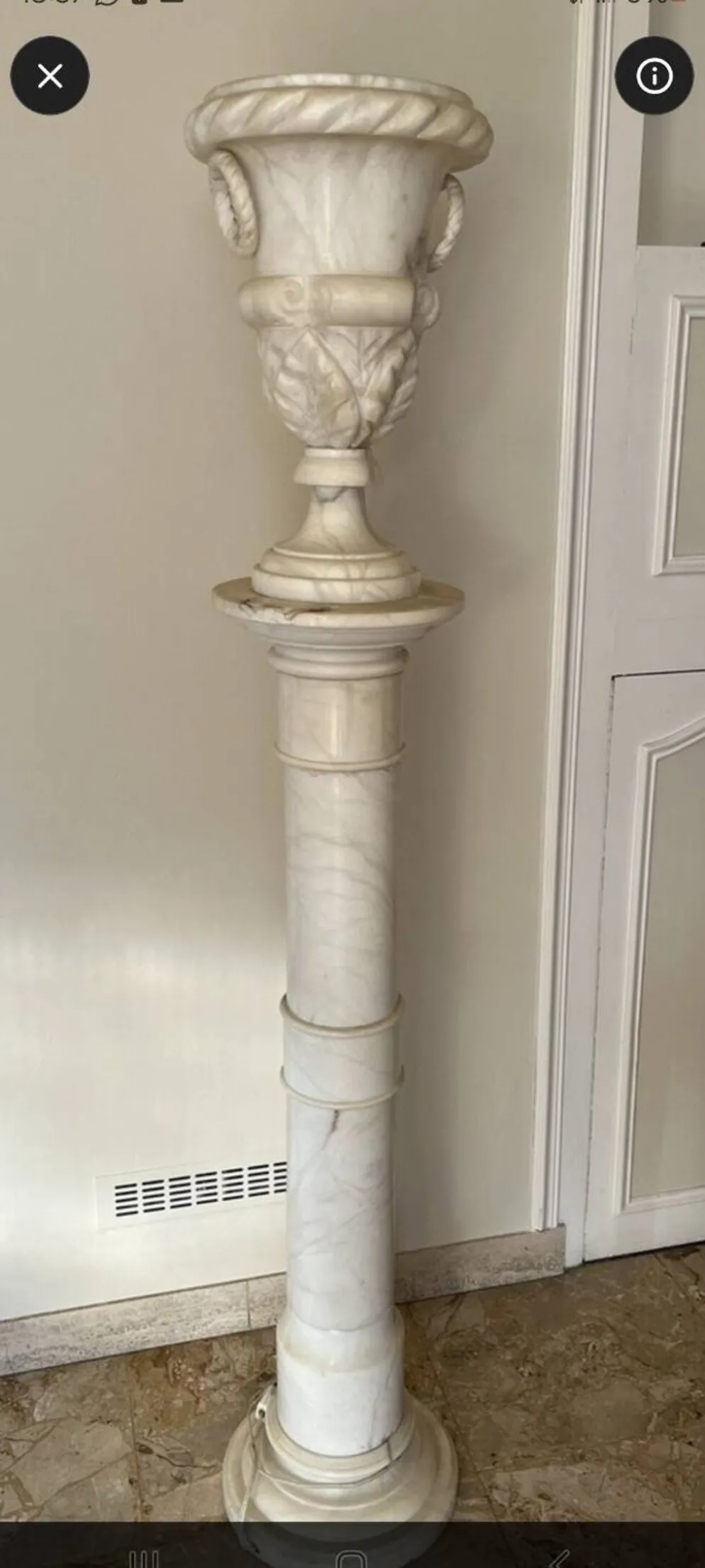 Colonne piédestal en albâtre XIXe