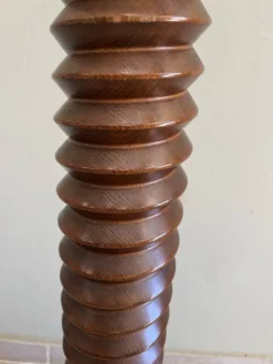 Colonne sellette vis de pressoir