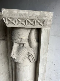 Colonnes sculpturales en plâtre par Walter De Buck (lot de 2)