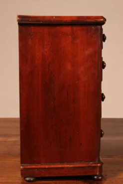 Commode De Maitrise En Acajou Du 19° Siècle