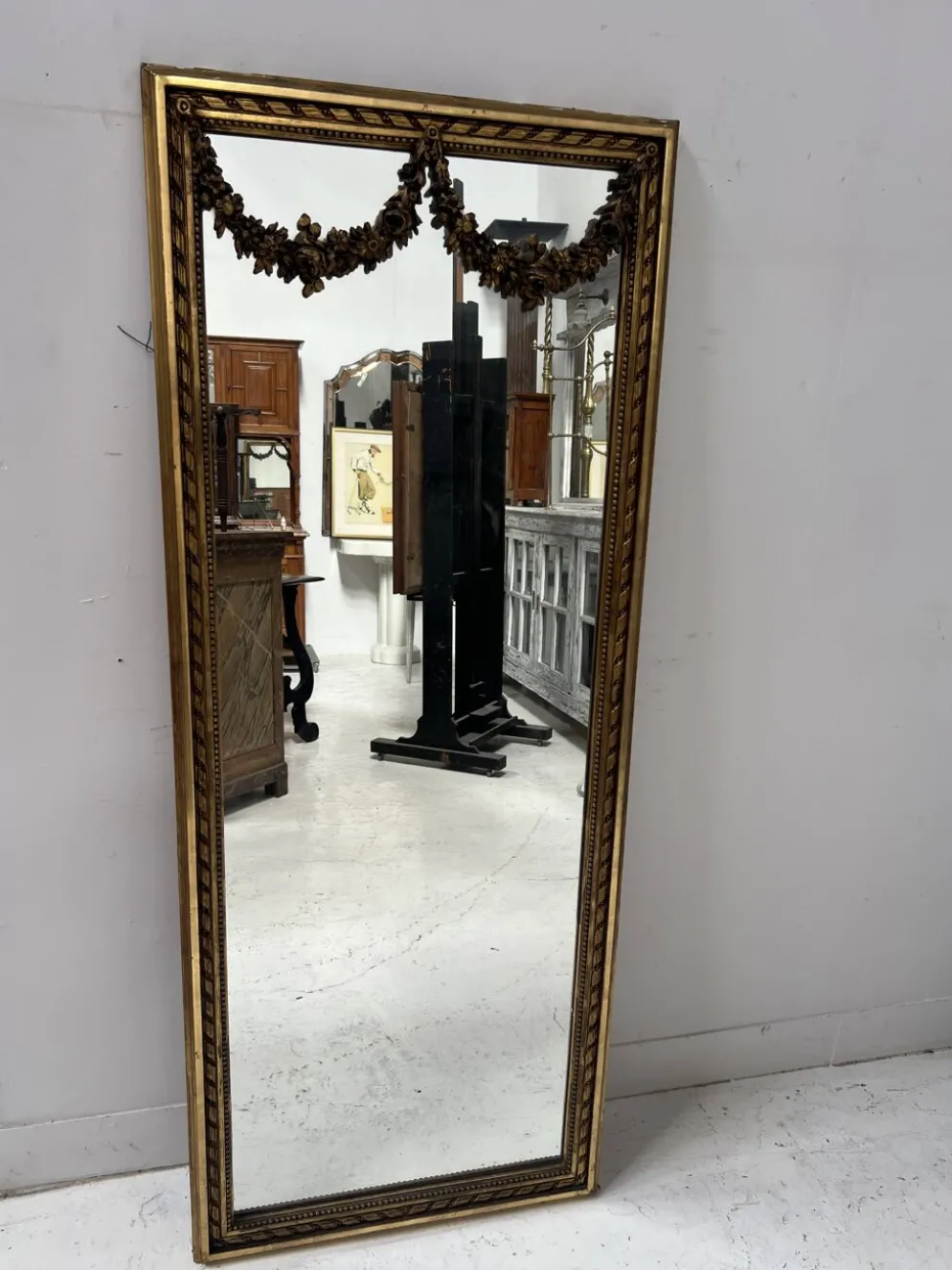 Console et miroir d'entre deux de style Louis XVI en bois doré