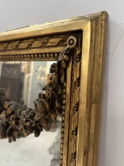 Console et miroir d'entre deux de style Louis XVI en bois doré