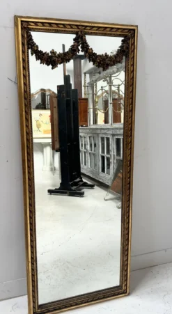 Console et miroir d'entre deux de style Louis XVI en bois doré