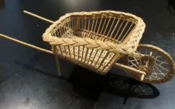 Corbeille en osier, fin xixème