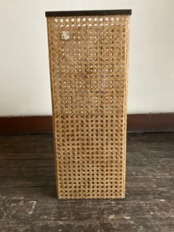 Corbeille à papier cannage et plexiglas 1970