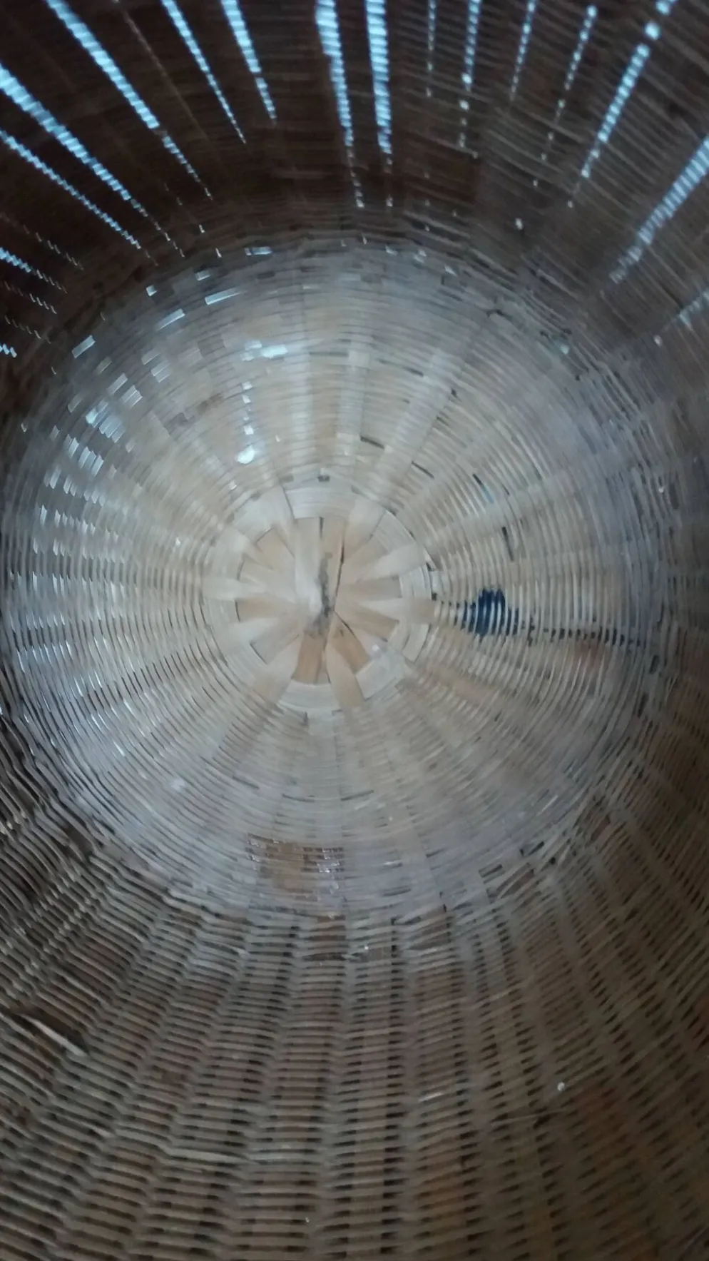 Corbeille à papier en rotin osier, panier ou cache pot