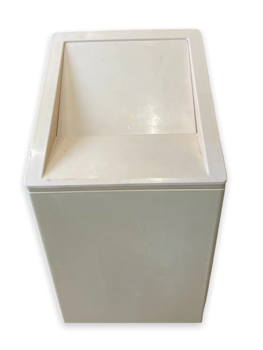 Corbeille à papier Kartell
