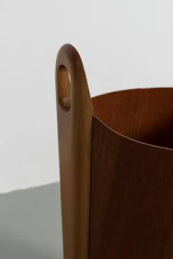 Corbeille à papier par Einar Barnes