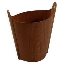 Corbeille à papier par Einar Barnes