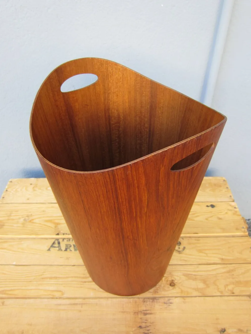 Corbeille à papiers scandinave Servex, milieu XXème