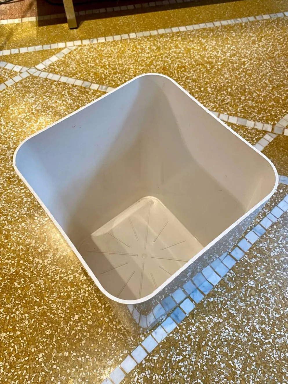 Corbeille à papier vintage – Modèle 4672 par Kartell - Italie 1970