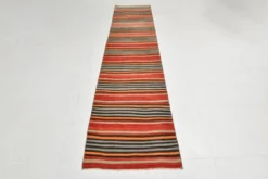 Couloir Vintage Rayé – Tapis Kilim Graphique Tissé Main, 77x360 Cm