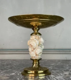 Coupe en bronze doré et ivoire