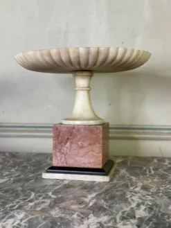 Coupe en marbre dans le goût de l’antique, XIXème siècle
