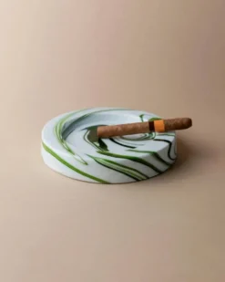 Coupe vintage en verre de Murano tourbillon vert - Sergio Asti pour Venini - Cendrier ou coupe - Italie années 1970 - Décoration de table intemporelle, idée cadeau