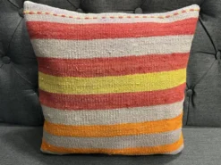 Coussin en kilim turc