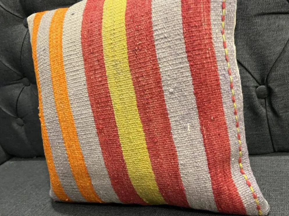 Coussin en kilim turc