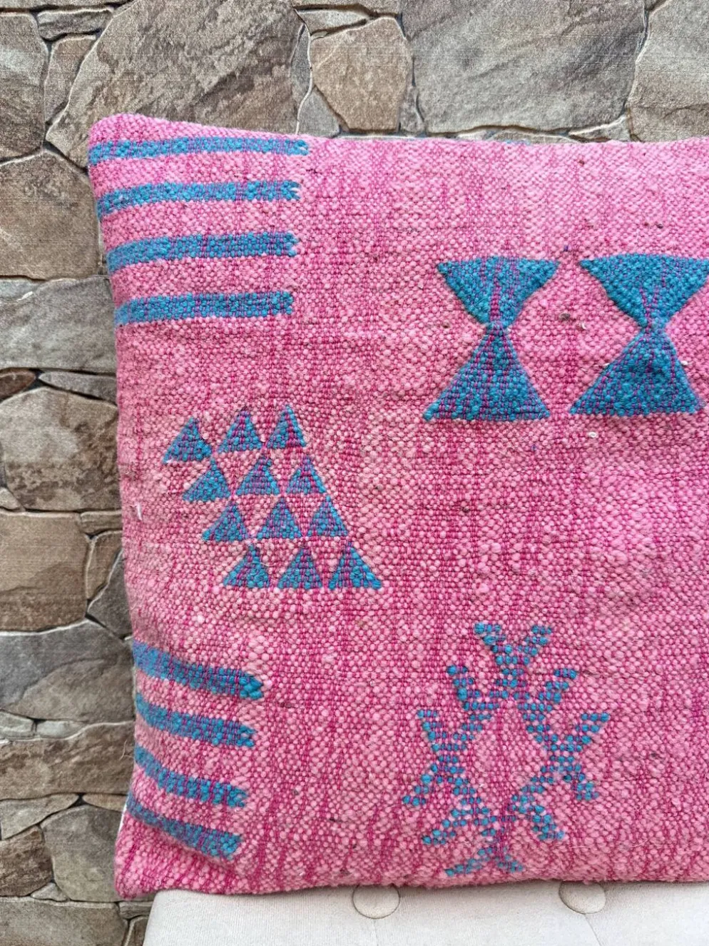 Coussin en laine berbère fait main : Coussin Kilim marocain (45x45cm)