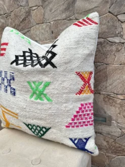 Coussin en laine berbère fait main : Coussin Kilim marocain (45x45cm)