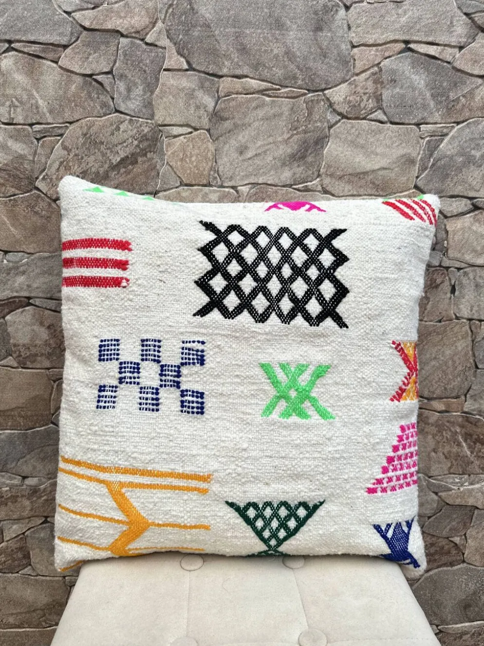 Coussin en laine berbère fait main : Coussin Kilim marocain (45x45cm)