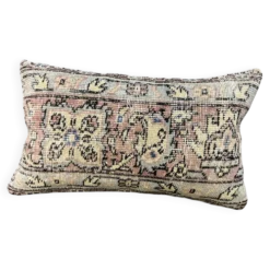 Coussin en tapis antique tissé à la main