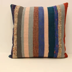 Coussin kilim
