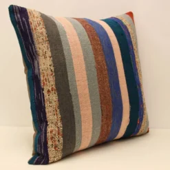 Coussin kilim