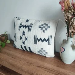 Coussin kilim géométrique noir & blanc