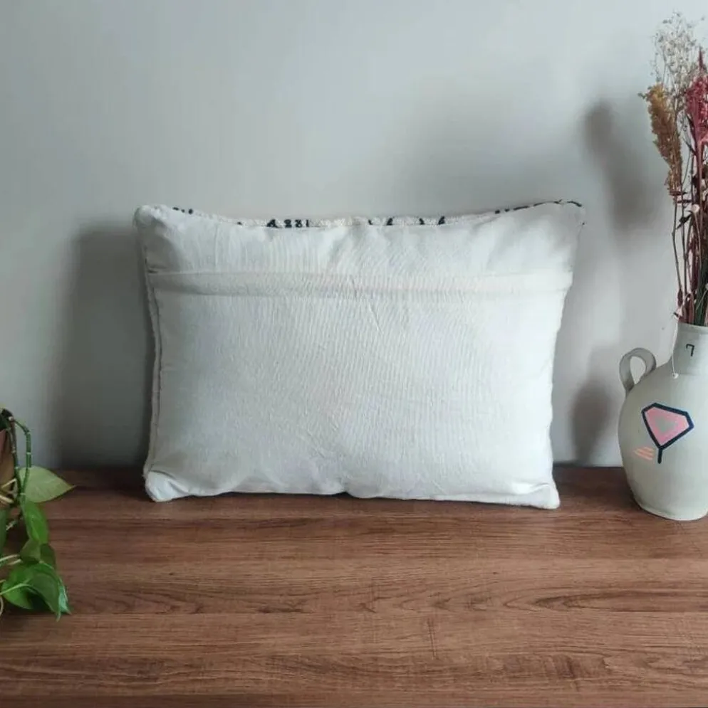 Coussin kilim géométrique noir & blanc
