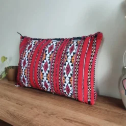 Coussin marocain rouge kilim