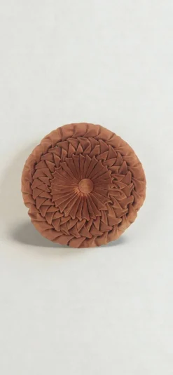 Coussin rond plissé velours