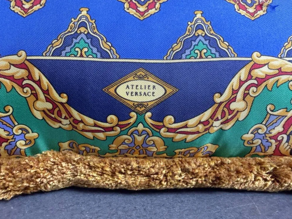 4 coussins Atelier Versace, Versace Home par Gianni Versace pour Versace Italie, années 1990