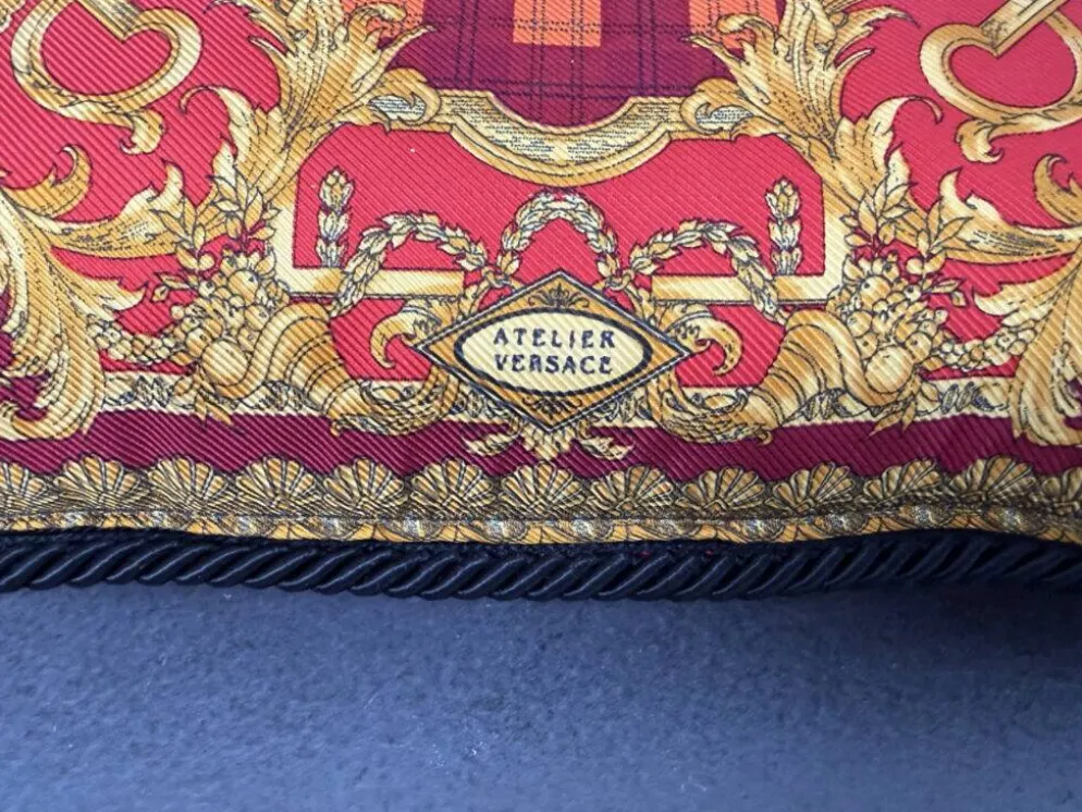 4 coussins Atelier Versace, Versace Home par Gianni Versace pour Versace Italie, années 1990