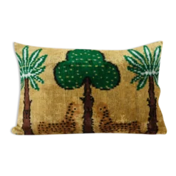 Coussin tigre design ikat
