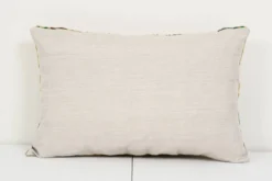 Coussin tigre design ikat