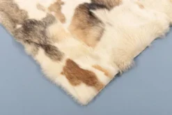 Couverture/tapis en fourrure design italien de Pietro Bruno