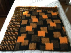 Couverture 220 X 240 motifs patchwork 70's