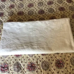 Couvre lit coton blanc