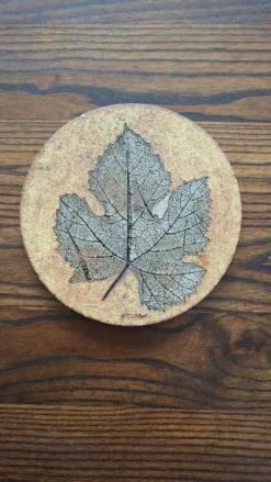 Céramique murale feuille Roger Capron, France années 60-70