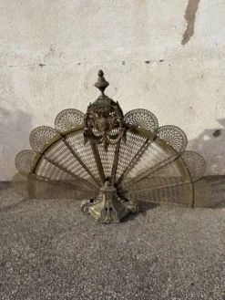 Écran de cheminée