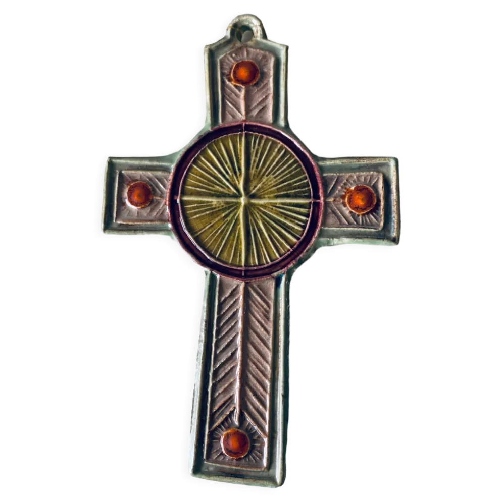 Croix murale en céramique signée Taburet