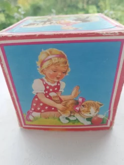 Cubes empilables en bois