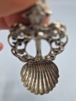 Cuillère coquille en argent 800 religieuse Italie Padoue années 1950