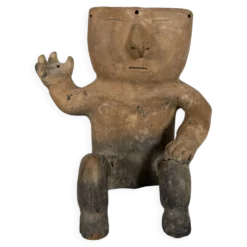 Culture Quimbaya, Colombie circa 500-1500 apr. J-C. Sculpture d'un chef