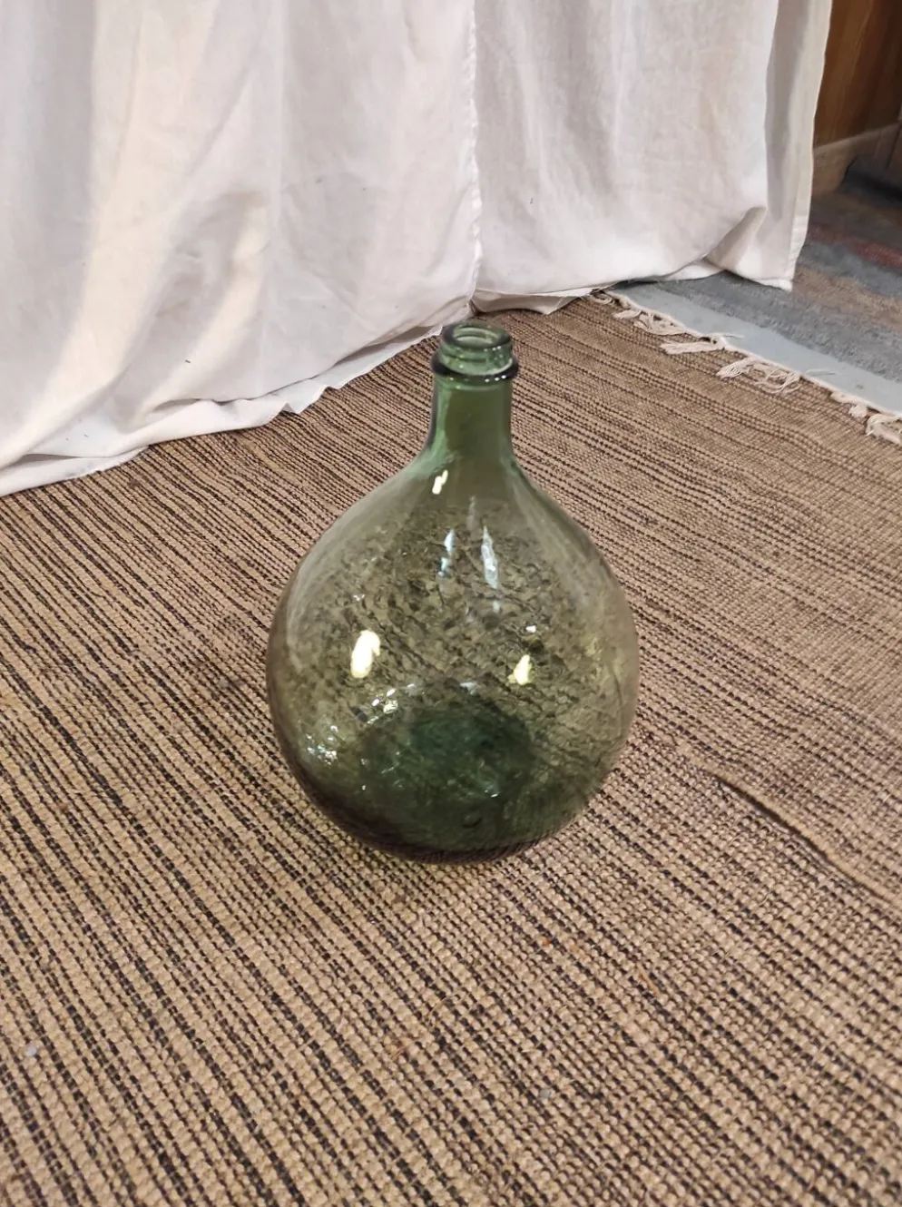 Dame jeanne ancienne verre fumé vert