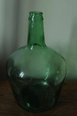 Dame jeanne Viresa Bonbonne en verre vert foncé