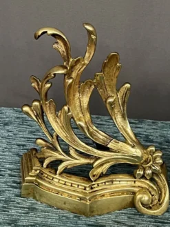Décoration de cheminée. Bronze doré.