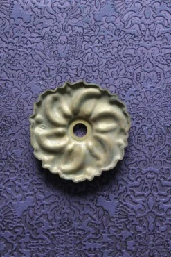 1 décor, cache en bronze